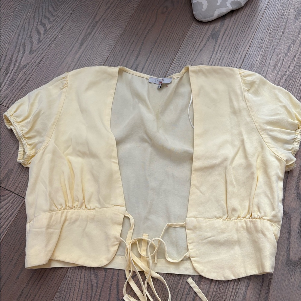 Love Tree Cream Puff Sleeve Cropped Blouse